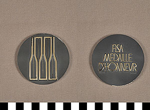 Thumbnail of Commemorative Medallion: "Fisa Medaille D