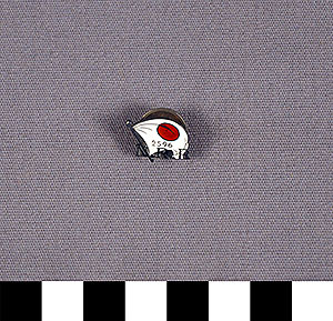 Thumbnail of Commemorative Pin (1977.01.1294)