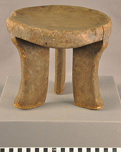 Thumbnail of Man’s Stool (2012.03.2648)