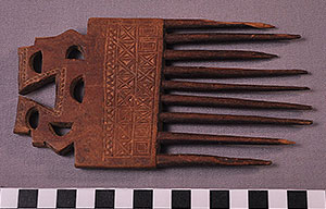 Thumbnail of Comb (2013.05.0516)