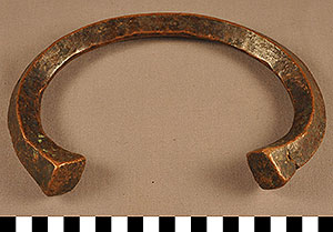 Thumbnail of Manmia Manilla Money (2013.05.0822)