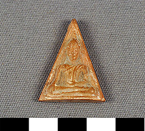 Thumbnail of Amulet: Seated Buddha (2013.05.0882)