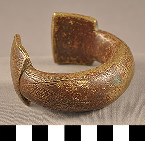 Thumbnail of Bracelet (2013.05.1020)