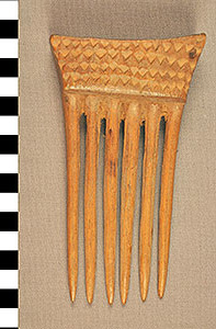 Thumbnail of Comb (2013.05.1078)