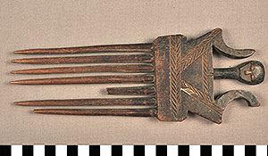 Thumbnail of Comb (2013.05.1081)