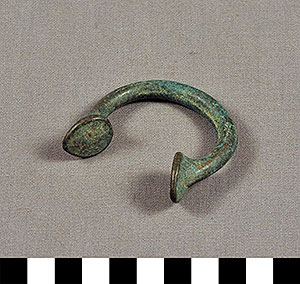 Thumbnail of Manilla Money (2013.05.1351)