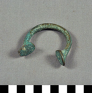 Thumbnail of Manilla Money (2013.05.1356)