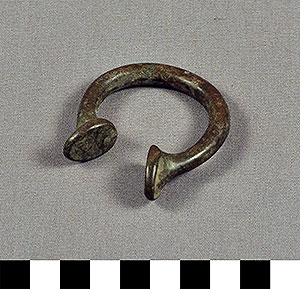 Thumbnail of Manilla Money (2013.05.1360)