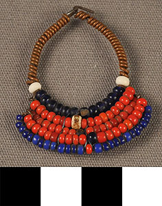 Thumbnail of Earring (2013.05.1415J)