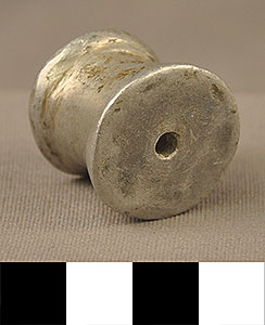 Thumbnail of Labret, Man’s Lip Plug (2013.05.1443)