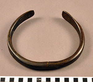 Thumbnail of Bracelet Money (2013.05.1548)