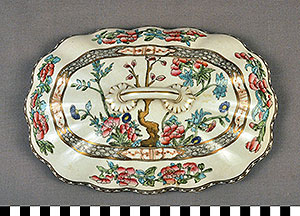 Thumbnail of Coalport Dish Lid (1957.01.0009B)