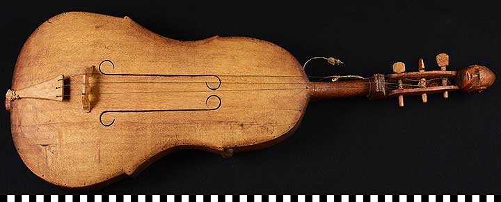 Thumbnail of Violin (2001.05.0083A)