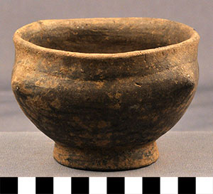Thumbnail of Bowl (2002.14.0103)