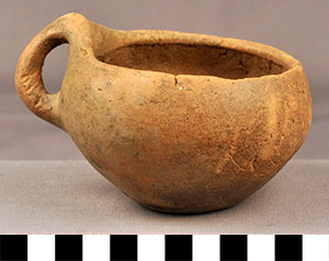 Thumbnail of Cup (2002.14.0104)