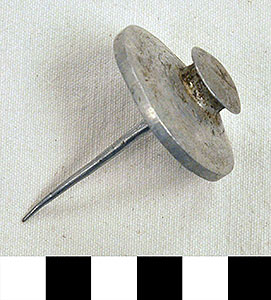 Thumbnail of Woman’s Earring (2013.05.1419A)