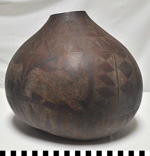 Thumbnail of Liquid Container (2014.03.0602)