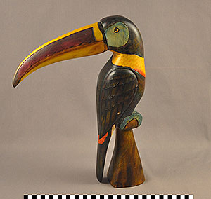Thumbnail of Figurine: Toucan (2014.04.0004)