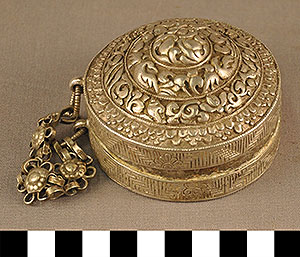 Thumbnail of Betel Nut Case (2014.05.0002A)