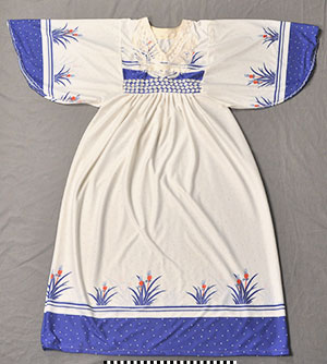 Thumbnail of Dress (2014.10.0003)