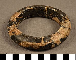 Thumbnail of Bracelet (2015.03.0089)