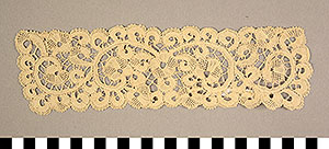 Thumbnail of Cuff (1900.24.0016B)