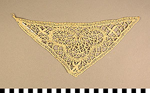 Thumbnail of Collar Insert (1900.26.0035)