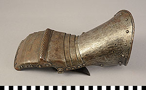 Thumbnail of Reproduction Plate Armor: Steel Gauntlet (Right) (1913.09.0004E)