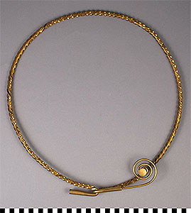 Thumbnail of Electrotype Facsimile of Gold Torc (1916.06.0012)
