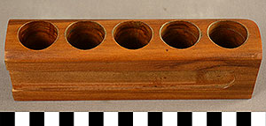 Thumbnail of 5-Hole Lens Rack (1923.10.0001O)