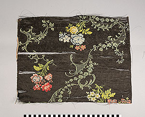 Thumbnail of Material Sample: Brocade Fragment (1925.02.0114)