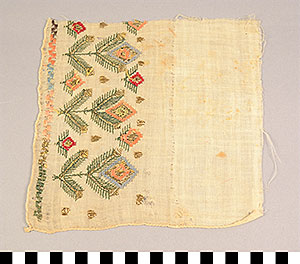 Thumbnail of Material Sample: Cloth Fragment (1925.07.0039)