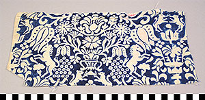 Thumbnail of Material Sample: Cloth Fragment (1925.07.0049)
