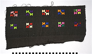 Thumbnail of Material Sample: Hand-Loomed Cloth Fragment (1925.07.0062)