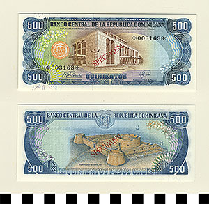 Thumbnail of Bank Note: Dominican Republic, 500 Pesos (1992.23.0394G)