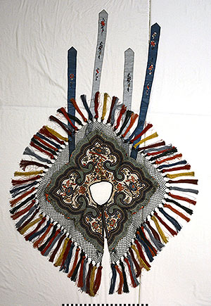 Thumbnail of Collar (1993.18.0084)