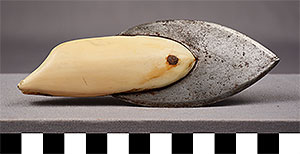 Thumbnail of Toggling Harpoon Head (1998.19.0077)