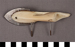 Thumbnail of Toggling Harpoon Head (1998.19.0228)