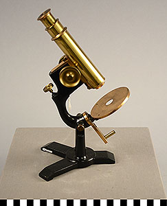 Thumbnail of Microscope (1998.19.2743)