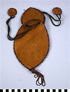 Thumbnail of Purse (2000.04.0002)