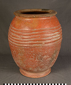 Thumbnail of Pot (2005.01.0034)