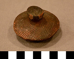 Thumbnail of Pot lid (2005.01.0052B)