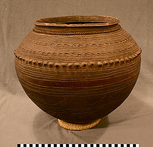 Thumbnail of Pot (2005.01.0054)