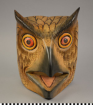 Thumbnail of Mask: Hawk (2015.08.0099)