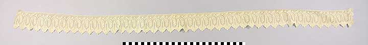 Thumbnail of Lace Trim Fragment (1900.24.0015)