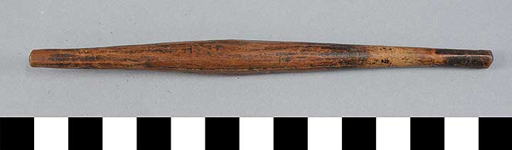 Thumbnail of Model of Outrigger Canoe: Part (1900.26.0116C)