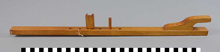 Thumbnail of Model Loom Piece (1913.05.0004A)