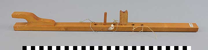 Thumbnail of Model Loom Piece (1913.05.0004B)
