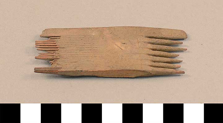 Thumbnail of Comb (1926.02.0035)