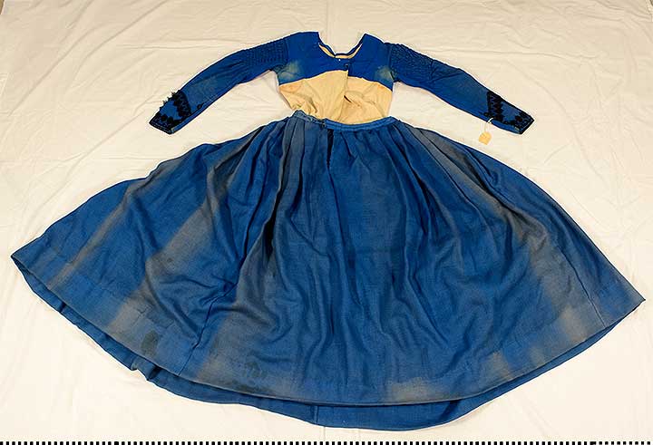 Thumbnail of Dress (1931.13.0001C)